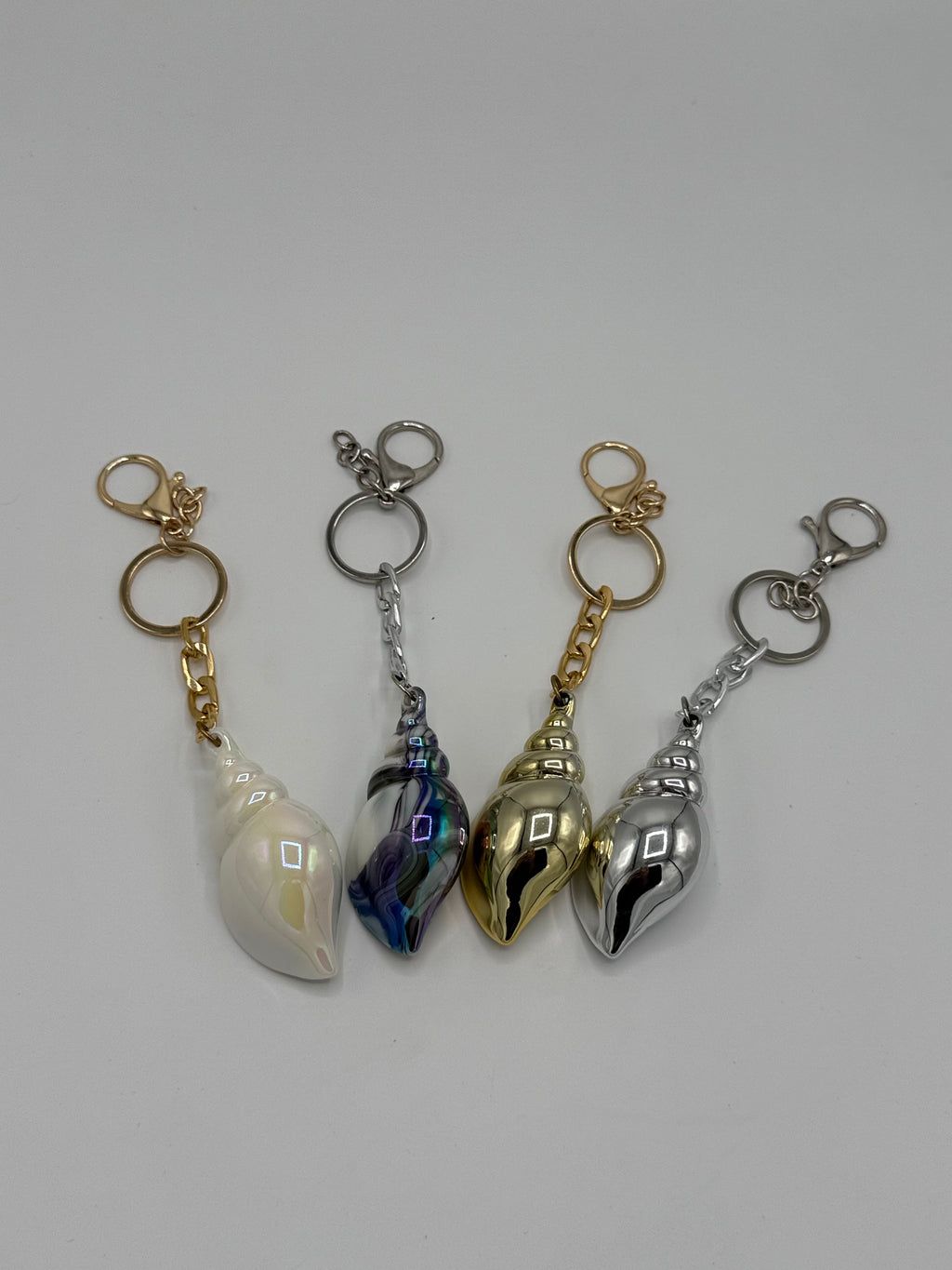 Shell Luxe Bag Charm