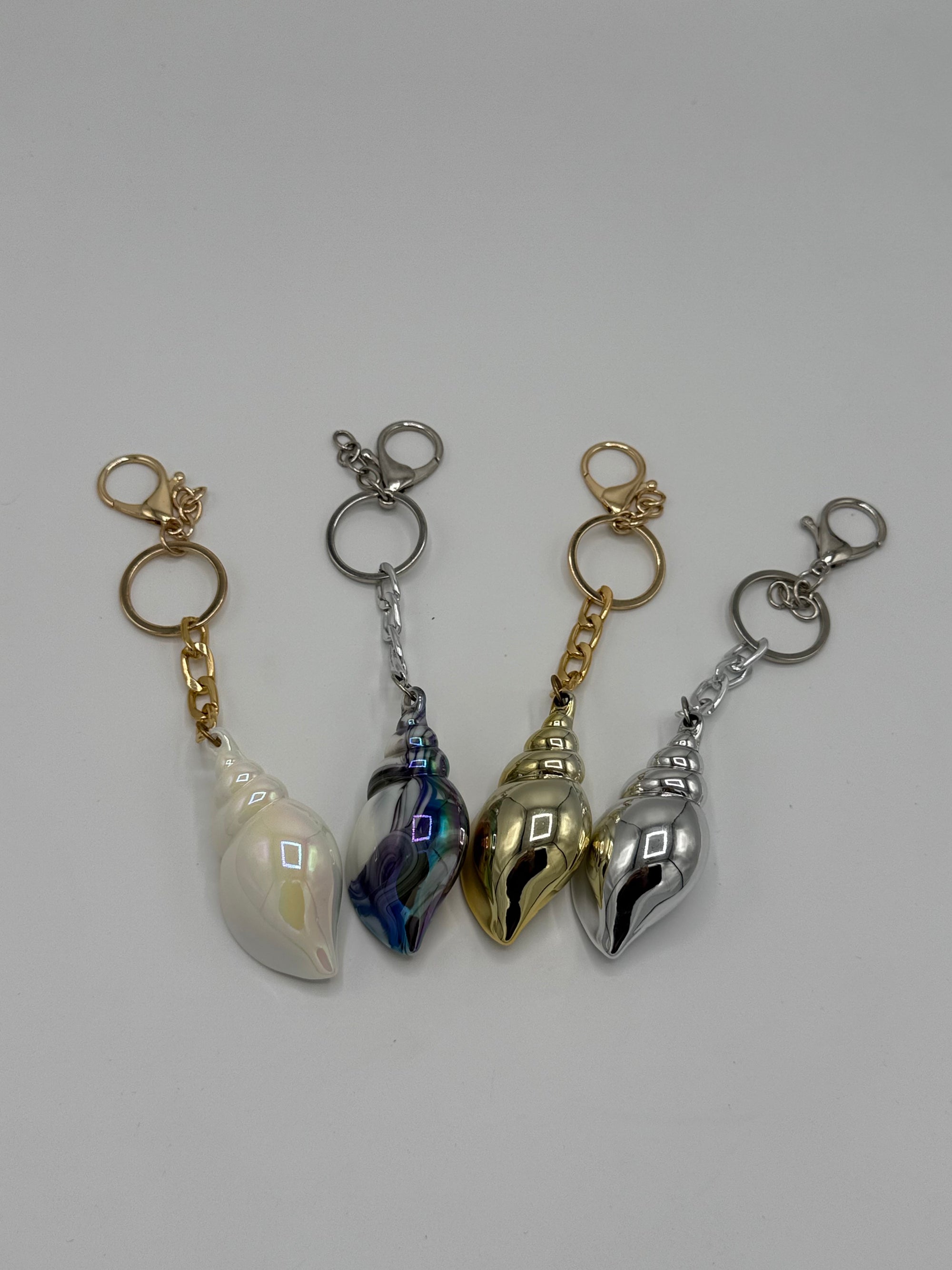 Shell Luxe Bag Charm